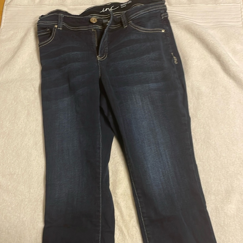 Women’s jeans
